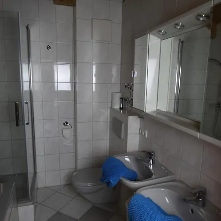 Almhuettenweg Dreitorspitze * Garmisch-Partenkirchen