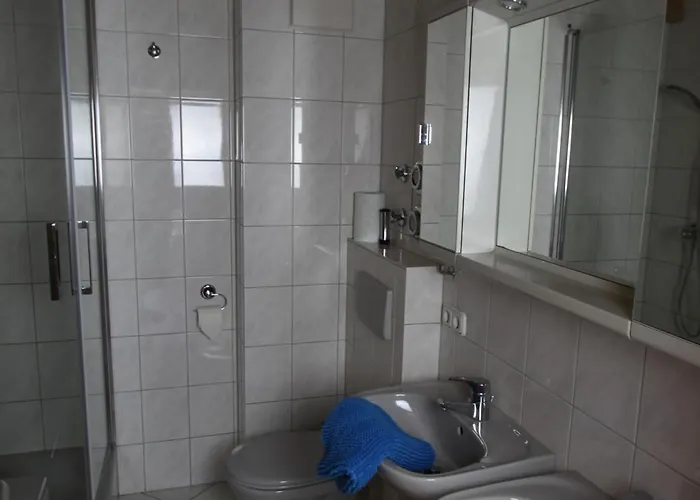 Almhuettenweg Dreitorspitze * Гарміш-Партенкірхен