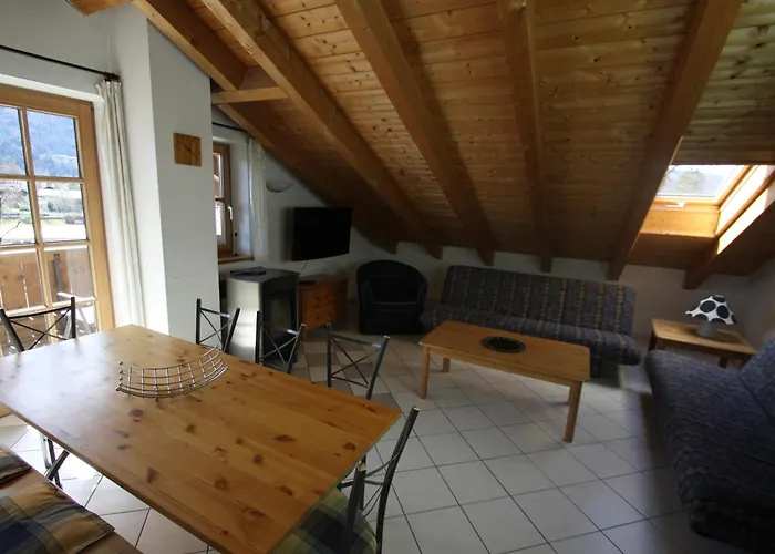 Almhuettenweg Dreitorspitze *